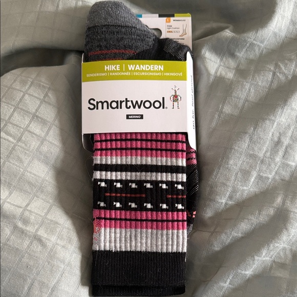 Smartwool Women’s Hiking Socks - Gray and Pink - Picture 1 of 2